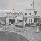 Quattro sale, pi� di 90 dipendenti, un anfiteatro a cielo aperto e una terrazza con vista sull�Adriatico. Cos� si presentava ai baresi il �Transatlantico�, enorme e lussuoso ristorante che fu attivo per trent'anni sul lungomare sud del capoluogo pugliese